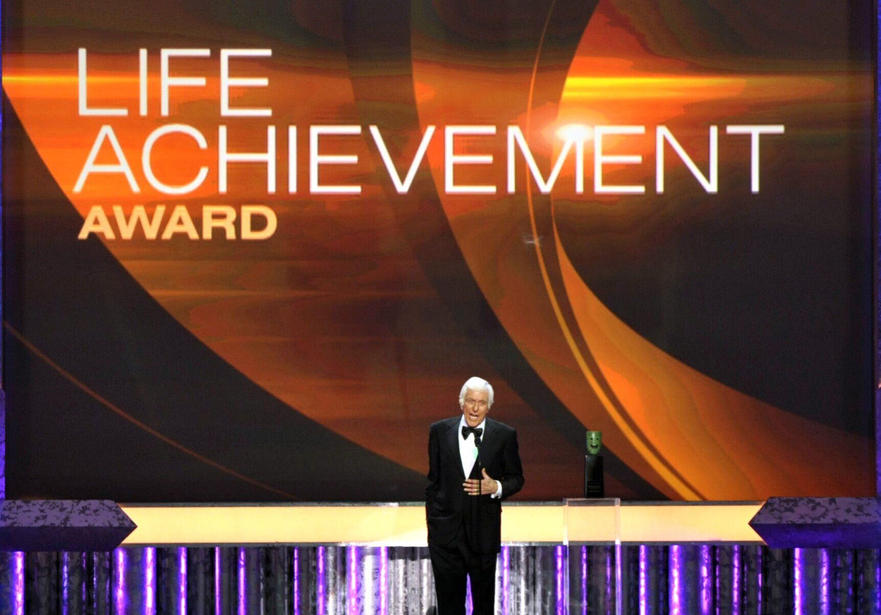 2013: Dick Van Dyke accepts Lifetime Achievement Award at SAG Awards